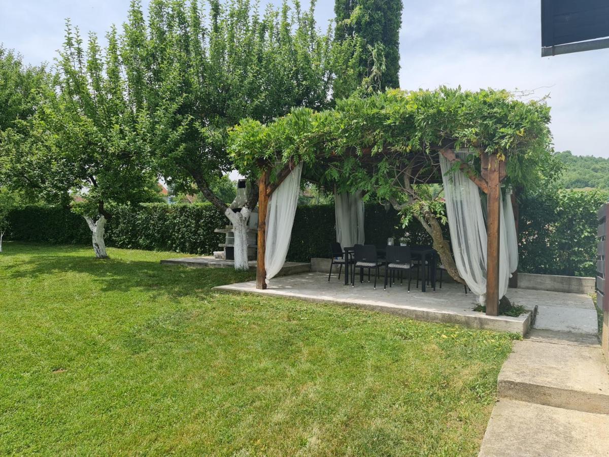 House Wisteria Villa Rakovica Exterior photo
