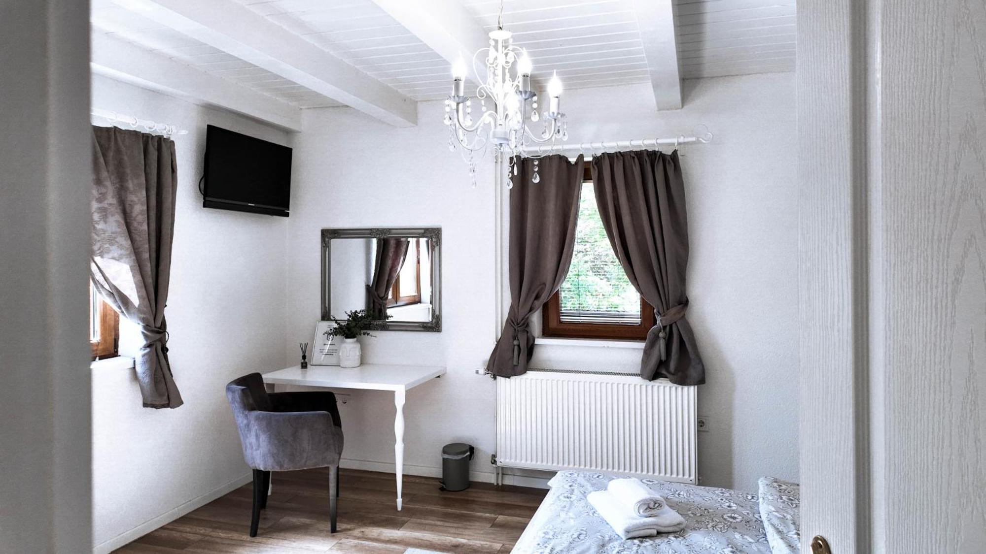 House Wisteria Villa Rakovica Exterior photo